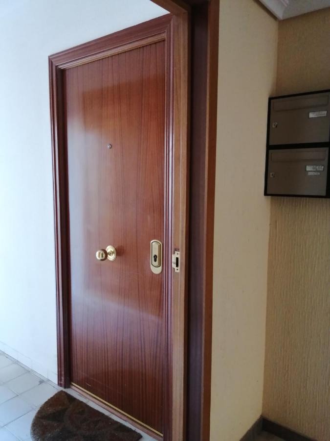 Apartamentos Deluxe Barajas 마드리드 외부 사진