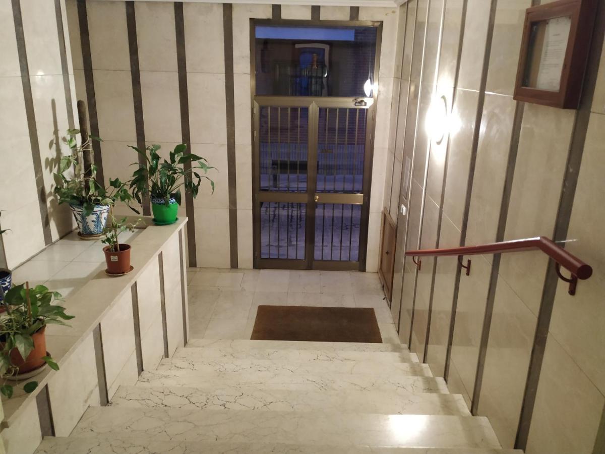 Apartamentos Deluxe Barajas 마드리드 외부 사진