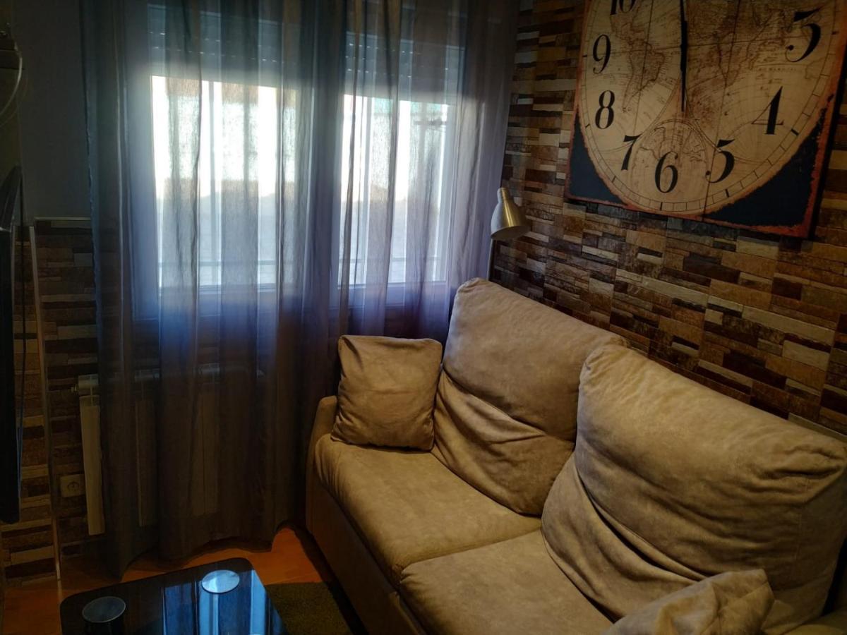 Apartamentos Deluxe Barajas 마드리드 외부 사진