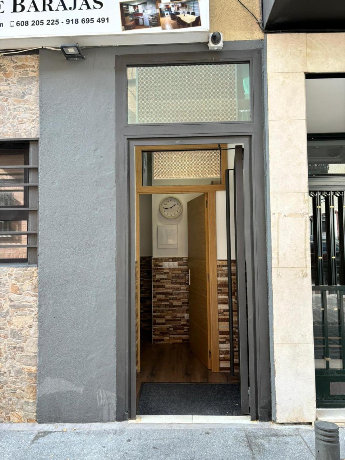 Apartamentos Deluxe Barajas 마드리드 외부 사진