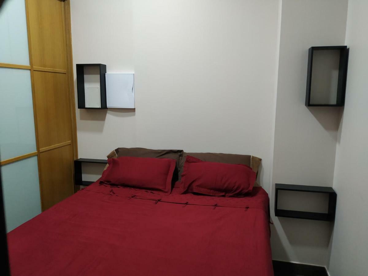 Apartamentos Deluxe Barajas 마드리드 외부 사진